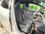 運転席シート廻りは使用感も少なく、良好な状態となっています。丁寧に使われていたことがよくわかりますね。