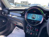 ★全国の正規ディーラーにて、対応可能な認定中古車保証付となります。アフターメンテナンスもお近くの正規ディーラーで可能でございます。遠方の方もご安心してお選びいただけます。