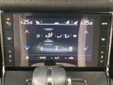 【シートヒーター】寒い日に重宝するシートヒーター!エアコンより早く温まってくれるので寒がりの人も安心ですね♪エアコンの温風は乾燥するから苦手、という方にもをおすすめです。
