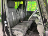 運転席シート廻りは使用感も少なく、良好な状態となっています。丁寧に使われていたことがよくわかりますね。