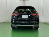 後席の窓には外から車内が見えにくくなるプライバシーガラスを採用。周りを気にせずリラックスして過ごせます