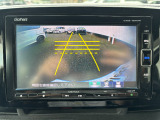 バックカメラも付いています! 運転が不慣れな方でも安心して駐車が可能です!