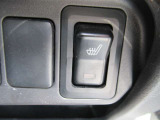 運転席にシートヒーターあります