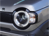 【ヘッドライト】省電力で長寿命の明るく運転しやすいLEDヘッドランプです。明るく照らすので暗い夜道からお客様を守ってくれます。お近くのスズキ自販島根までお越しください。