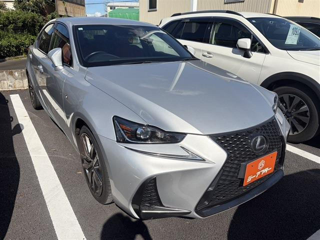 IS 300 Fスポーツ 禁煙車 純正10.3インチナビ