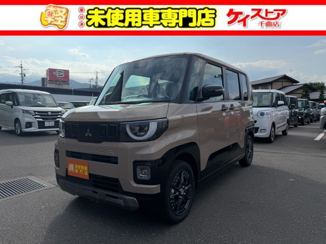 デリカミニ T プレミアム 4WD 