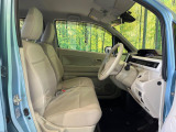 運転席シート廻りは使用感も少なく、良好な状態となっています。丁寧に使われていたことがよくわかりますね。