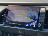 ■バックカメラ■ガイドラインが表示されるので、バック駐車が苦手な方でも安心です!ギアをリバースに入れれば自動的に切り換わりますので、面倒な操作も不要です♪狭い駐車場もお車を傷つけず安心ですね!