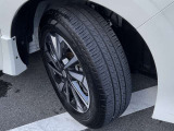 タイヤ溝も十分にございます。(国産タイヤを装着しております)