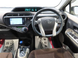 運転席からの視界は良好です。実際にお座りになってお確かめください!