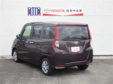 開け閉め楽々両側電動スライドドア装備しています。狭い駐車スペースなどでの乗り降り楽々です♪特に小さなお子様がいる家庭には嬉しい人気の装備となっています!