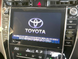 【メーカー純正ナビ】インテリアに溶け込むスタイリッシュな「専用設計」メーカーナビを装備♪視認性や操作性など基本性能にも優れ、より上質なカーライフをお楽しみいただけます。