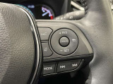 【ステアリングスイッチ】運転中に視線を前に向けたまま画面の操作できます。
