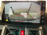 たとえばダイハツのお店にある、たくさんのスマアシ搭載車は、