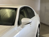 レクサス車らしい細部までこだわった高級感と見る人を一目で虜にするエモーショナルな魅力を持ち合わせております。