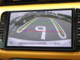 【バックモニター】車をバックさせる際に後方の様子をカーナビのモニターで確認。バック駐車を安全にスムーズに行うことができます!