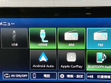 ディスプレイオーディオが装着されています。Bluetoothが装着されているのでスマホとペアリングすればお気に入りの音楽を聴くことが出来ます。