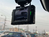 安全装備にプラス今では必需品となったドライブレコーダーも付いてます★
