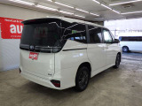車内もキレイで嫌なニオイもありません。