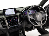 使いやすさや安全性を追求したステアリング周り!高級車ゆえにスイッチ類が多いのも特徴ですね!考え尽くされた配置ですぐに使いこなす事が出来ますのでご安心下さい!是非、体感してみて下さい!!