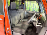 運転席シート廻りは使用感も少なく、良好な状態となっています。丁寧に使われていたことがよくわかりますね。