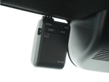 ◆ドライブレコーダー◆映像・音声などを記録する自動車用の装置です。 もしもの事故の際の記録はもちろん、旅行の際の思い出としてドライブの映像を楽しむことができます。