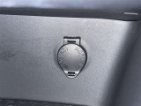 シガーソケット用の充電器が使用可能です!