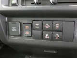 トラクションコントロール装備です。すべりやすい路面での発進時や加速時にタイヤの空転を抑え、駆動力確保に貢献する機能です。詳細は販売店スタッフまでおたずねください。