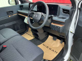 居心地の良い運転席なので長時間座っていられます♪リラックスできるデザインがいいですね♪