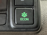 ★ECONスイッチ★ エコドライブを加速しよう!スイッチをONにすると、運転の仕方によるロスを抑え込み燃費をよくするようクルマが頑張ります(*^ー^*)燃費向上にチャレンジ♪