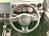 【純正革巻きステアリング】上質な革を使用することで、手にしっかり馴染みとても運転しやすいハンドルです♪