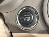 ワンプッシュでエンジンのスタート、ストップが出来て便利です。