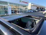 C3エアクロスSUV シャイン パック ブルーHDi ディーゼルターボ