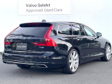 全国のVOLVOからお取り寄せが可能※!遠方の店舗に展示してあるクルマが気になる場合も、最寄りの店舗でご購入ただくことが可能です!是非私たちに要望をお聞かせください!※別途費用