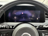 センターディスプレイにはお車の様々な情報を表示してくれます。