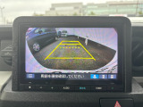 バックカメラも付いています! 運転が不慣れな方でも安心して駐車が可能です!
