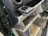 ダッシュボード周辺画像です。小物を置くのに便利な収納スペースです(^^♪