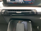 あらかじめ車両本体価格の一部を、据置価格として最終回のお支払い分に設定。月々のお支払いをお手ごろに設定いただけるバリューローンプログラムがご利用いただけます。支払回数は24・36・48・60回から選べます。