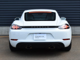 20インチ 718 Sport ホイール、サテンブラック塗装