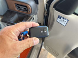 4WD 元当社試乗車 走行3044キロ 新品フロアマット 新品メモリーナビフルセグTVBluetooth対応 デュアルセンサーブレーキサポートII レーンアシスト 衝突被害軽減ブレーキ