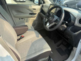 コンパクトで、とても運転し易いお車です。