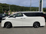 トヨタ車に限らず、全車種にロングラン保証が付いております。走行距離無制限なので、安心しておのり頂けます。