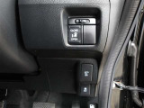 便利な片側電動スライドドア仕様です♪狭い駐車場などでは大活躍!ドアを支える手間もなし♪
