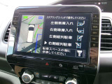 駐車の苦手な方に役立つパーキングサポート機能が装備されています。