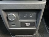 USBソケットはCを2つ装備、HDMI入力もあります