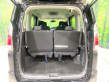 普段のお買い物や通勤、送迎等に十分な荷室スペースを確保しております。セカンドシートを倒すと、大きな荷物の積載も可能です♪