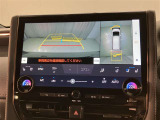 バックカメラも装備され運転をサポ-ト致します。駐車が苦手な方でも後ろが見えますので心配ございません!一度使ったら手放せません。
