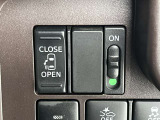 長押しすると運転席から左側電動スライドドアを開閉出来ます!