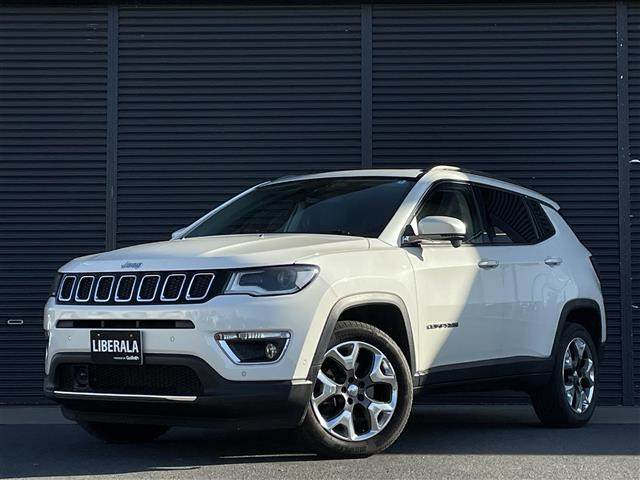 コンパス リミテッド 4WD 本革シート