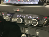 フロント両席にはシートヒーターが付いています!寒い日に便利な装備ですね。